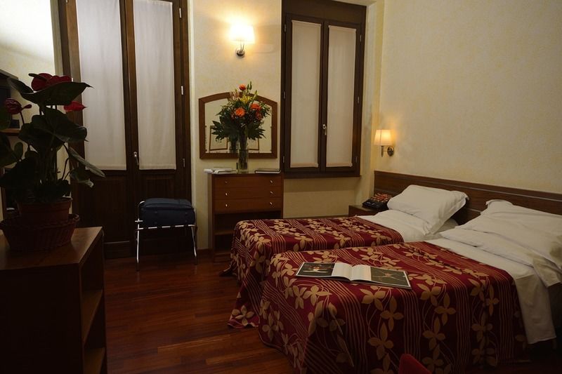 Ariosto Hotel มิลาน ภายนอก รูปภาพ