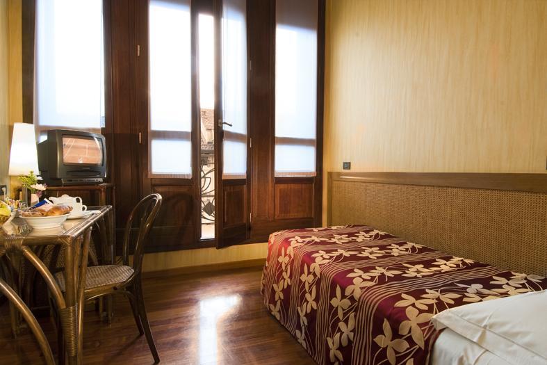 Ariosto Hotel มิลาน ภายนอก รูปภาพ